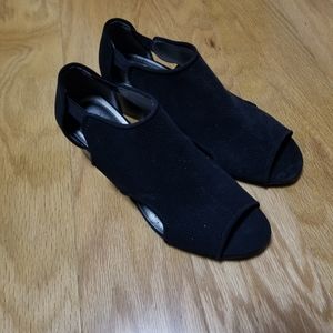 2 for $35 LifeStride Soft System Sandals in 7M